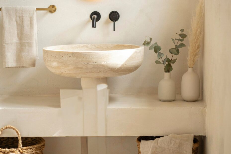 Pedestal Sink Half Bath Ideas | Space-Saving Design Tips | Small Bathroom Decor